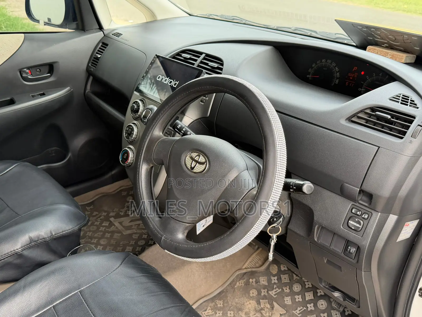 Toyota Ractis 2005 White