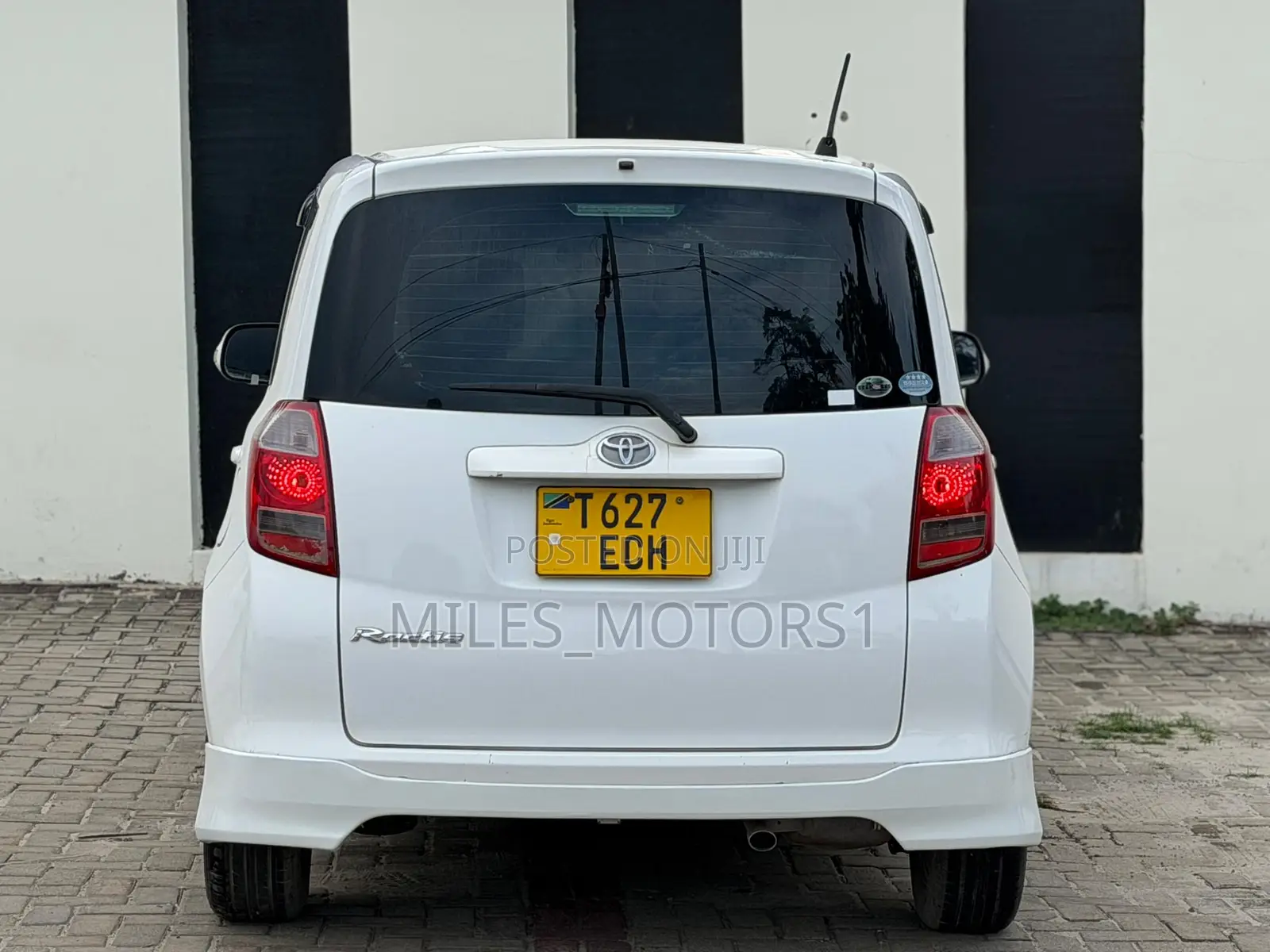 Toyota Ractis 2005 White