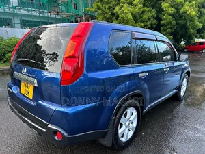 Nissan X-Trail 2010 Blue