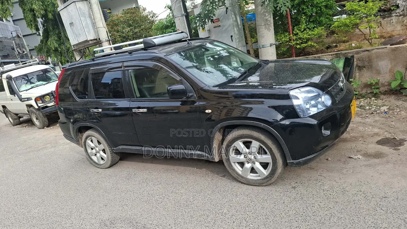 Nissan X-Trail 2.0 Petrol XE 2010 Black