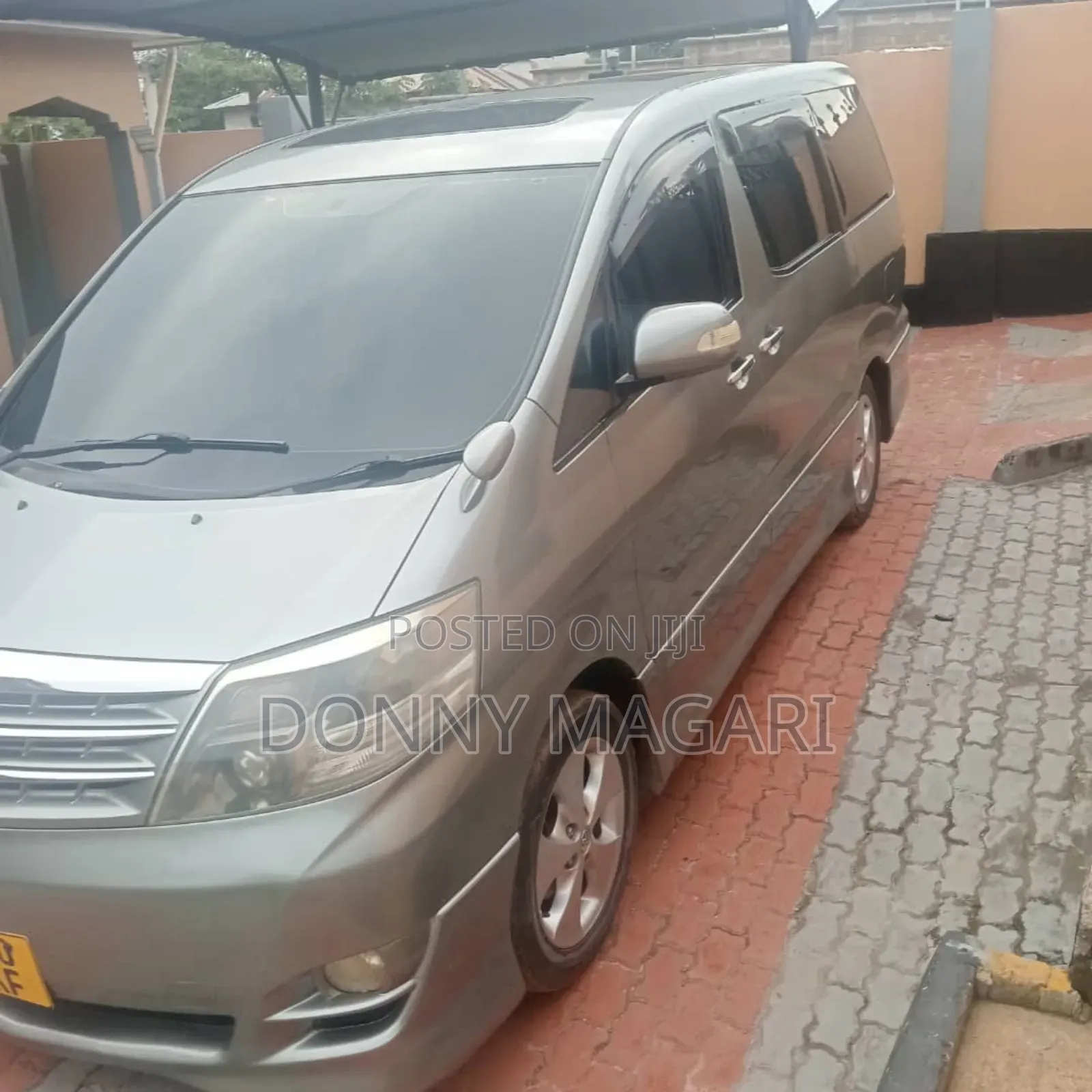 Toyota Alphard 2006 Gray