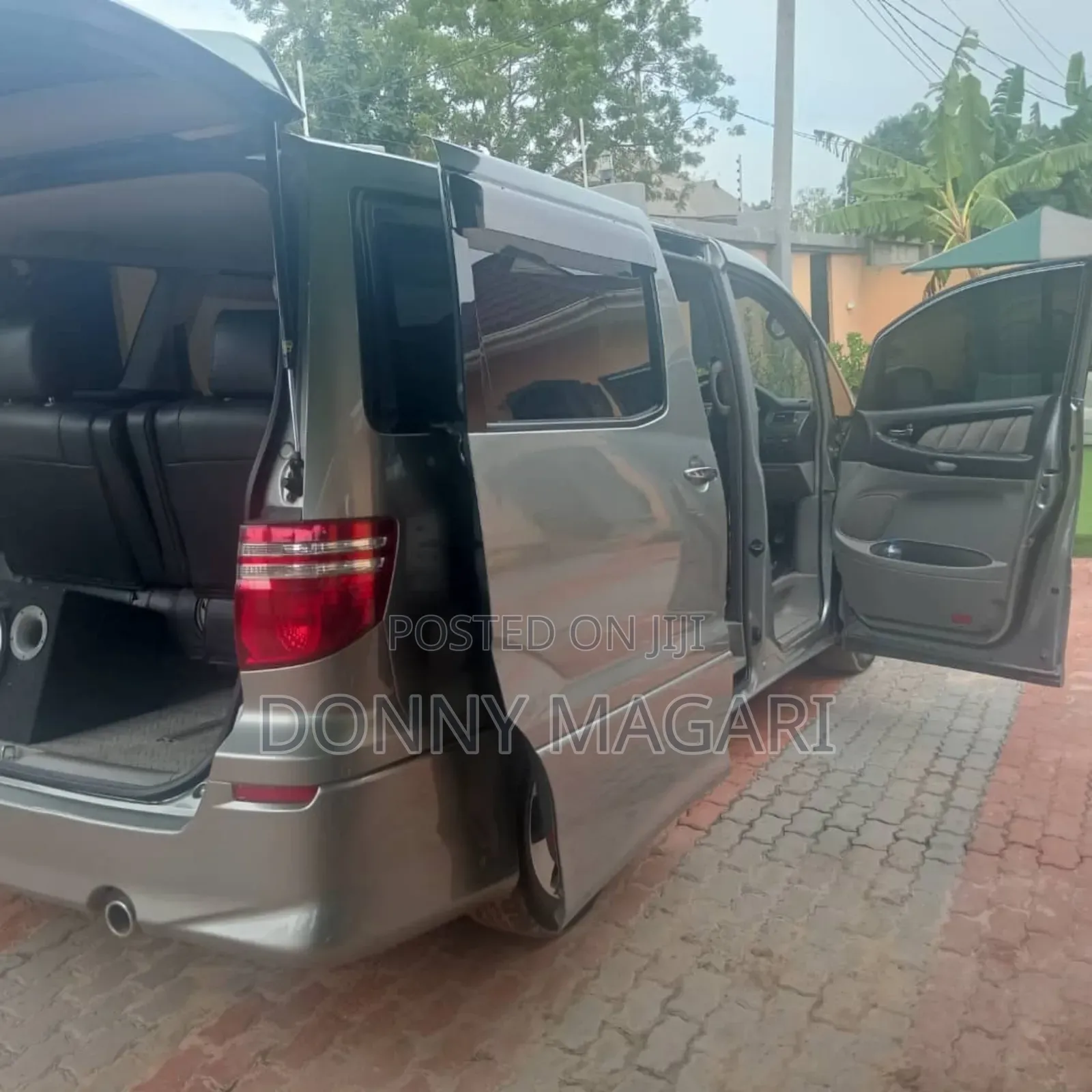 Toyota Alphard 2006 Gray