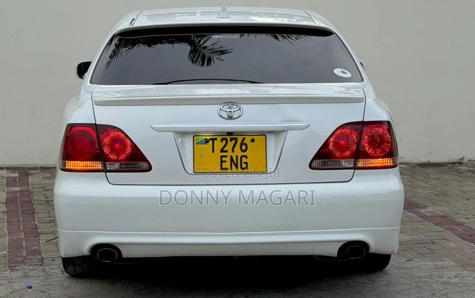 Toyota Crown 2006 White