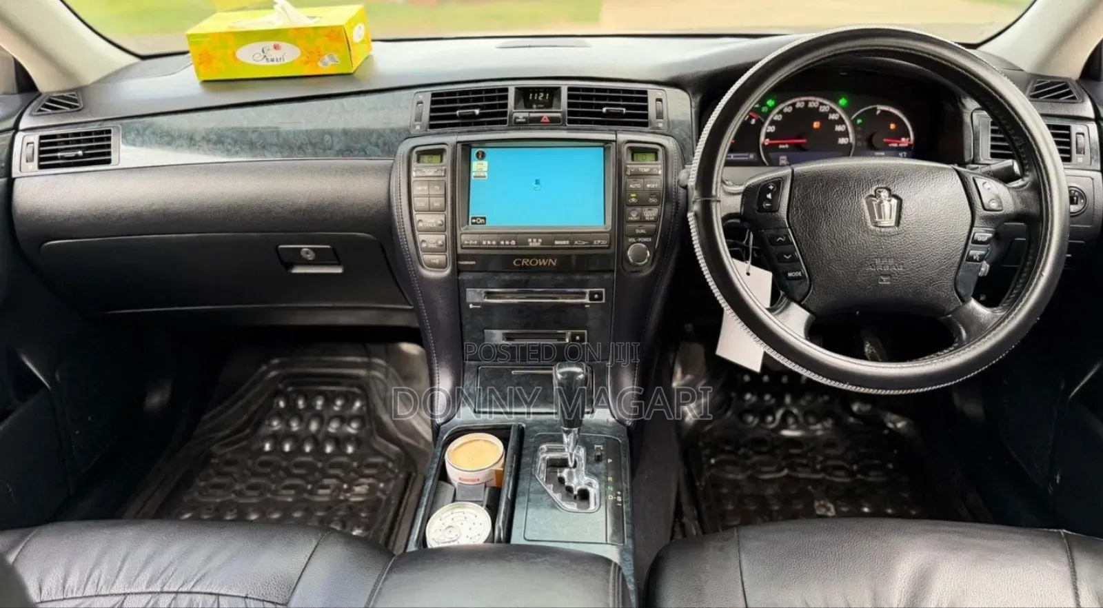 Toyota Crown 2006 White