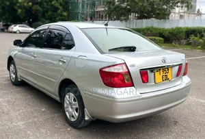 Toyota Premio 1.8 AWD 2004 Silver