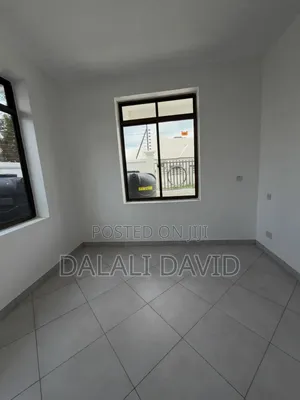3bdrm Apartment in Sinza Madukani for rent