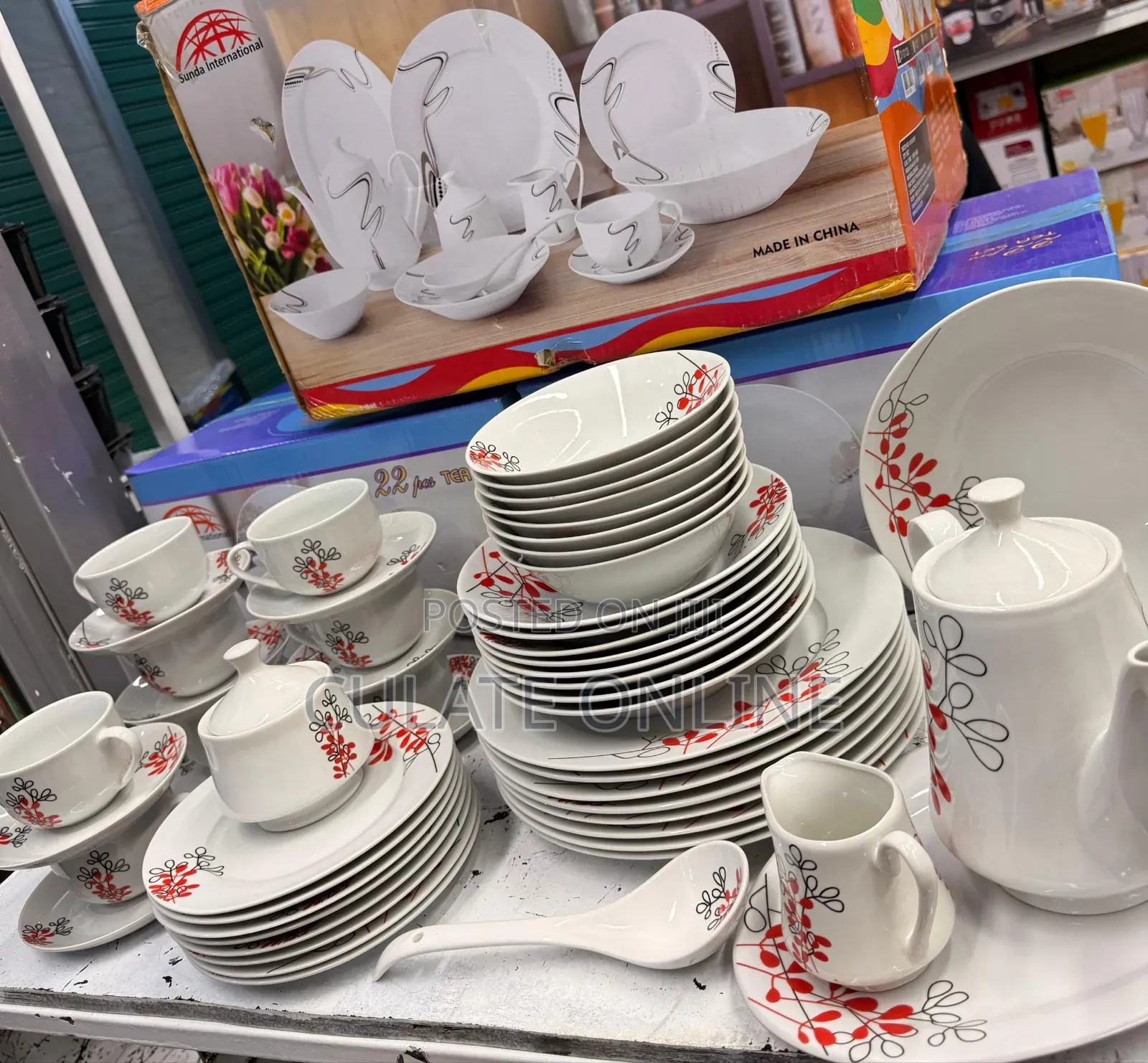 56pcs Dinner Set