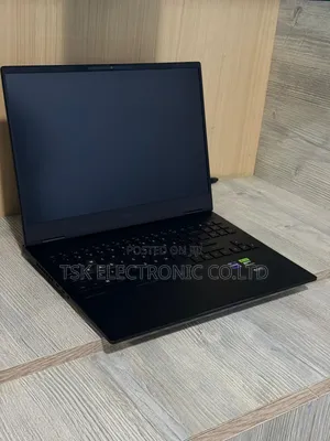 New Laptop HP Omen 16 16GB Intel Core i9 SSD 512GB