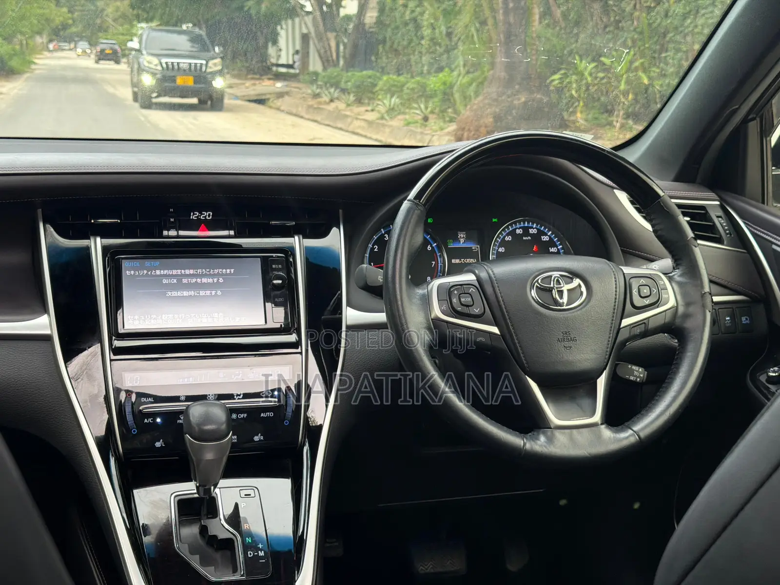 Toyota Harrier 2.0 4WD 2016 Pearl