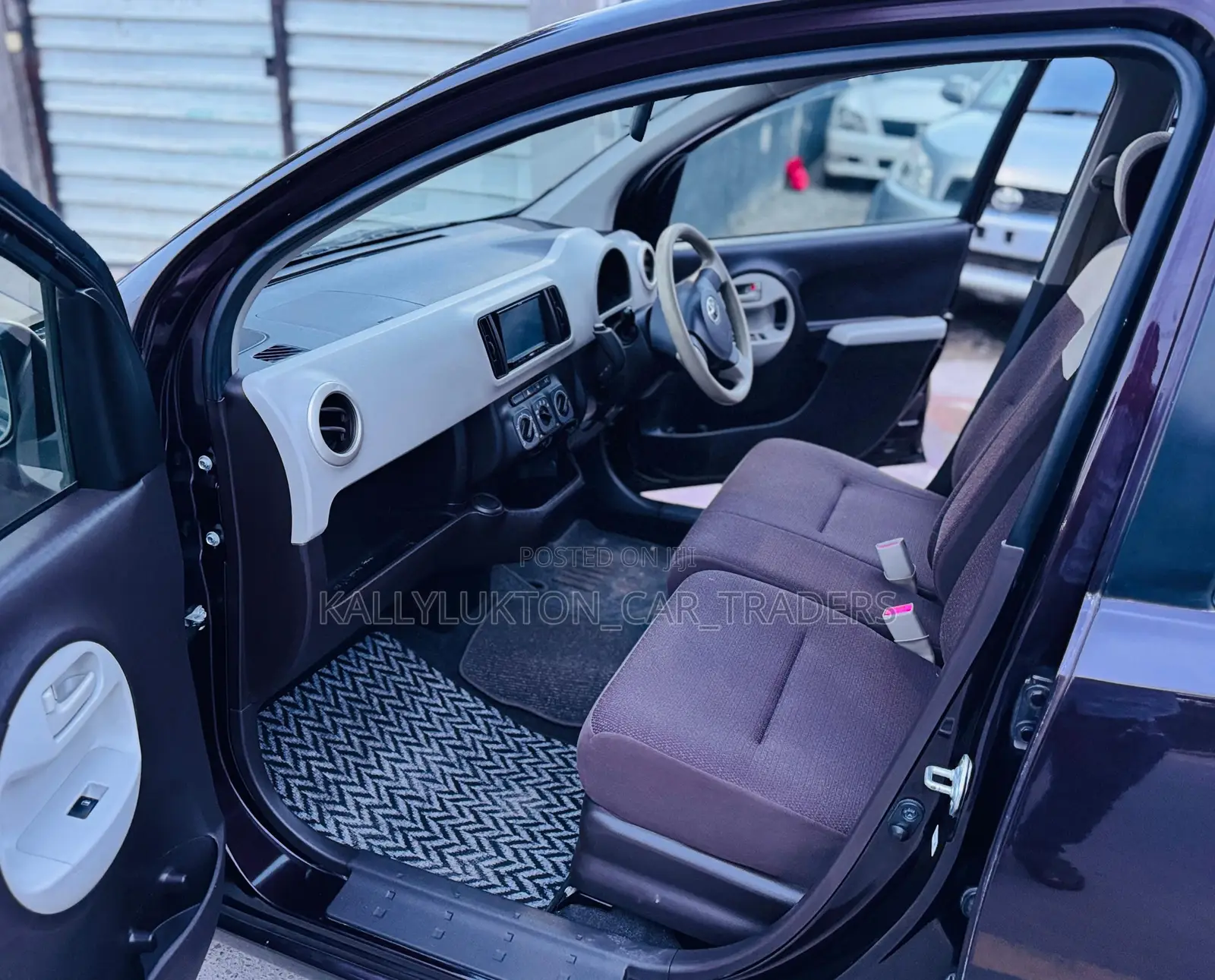 Toyota Passo 2008 Purple