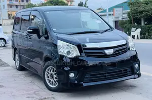 Toyota Noah 2009 Black