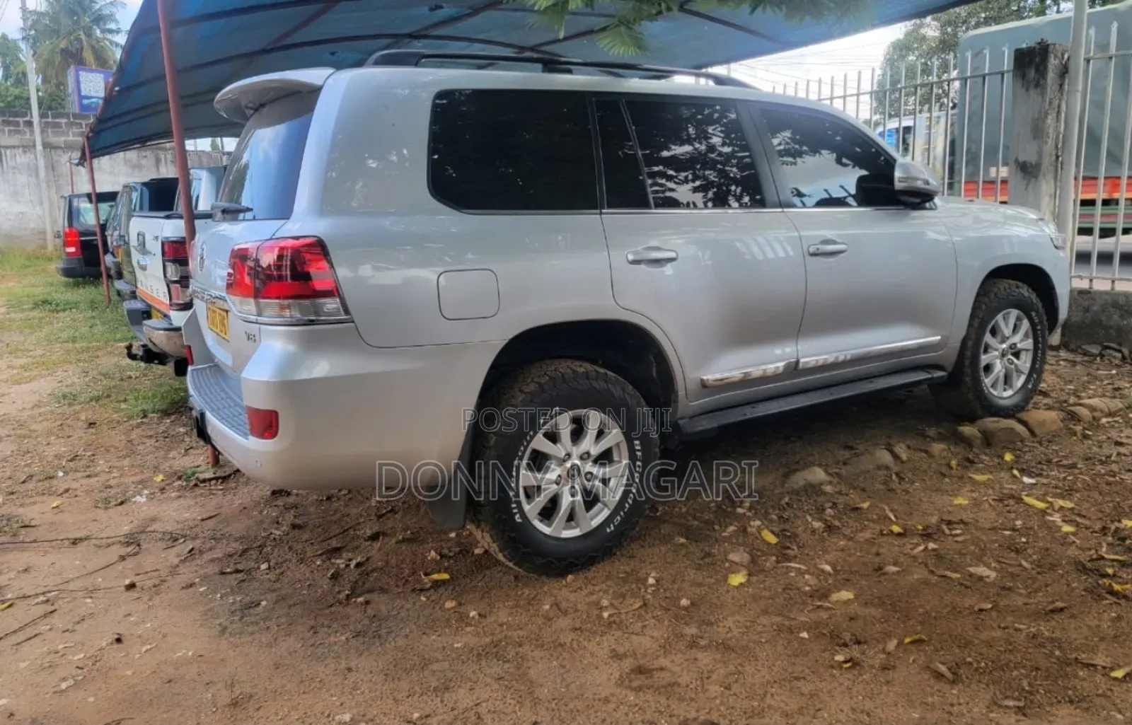 Toyota Land Cruiser 2017 Silver