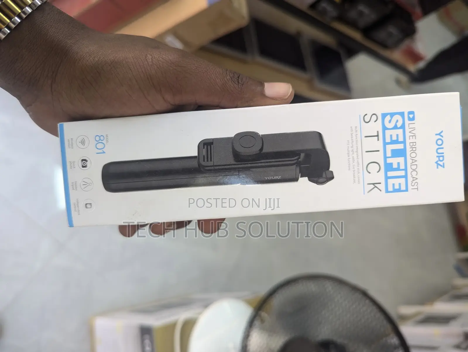 Yourz Live Broadcast Selfie Stick