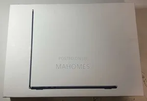New Laptop Apple MacBook Air 2024 M3 13-inch 8GB Apple M3 SSD 256GB