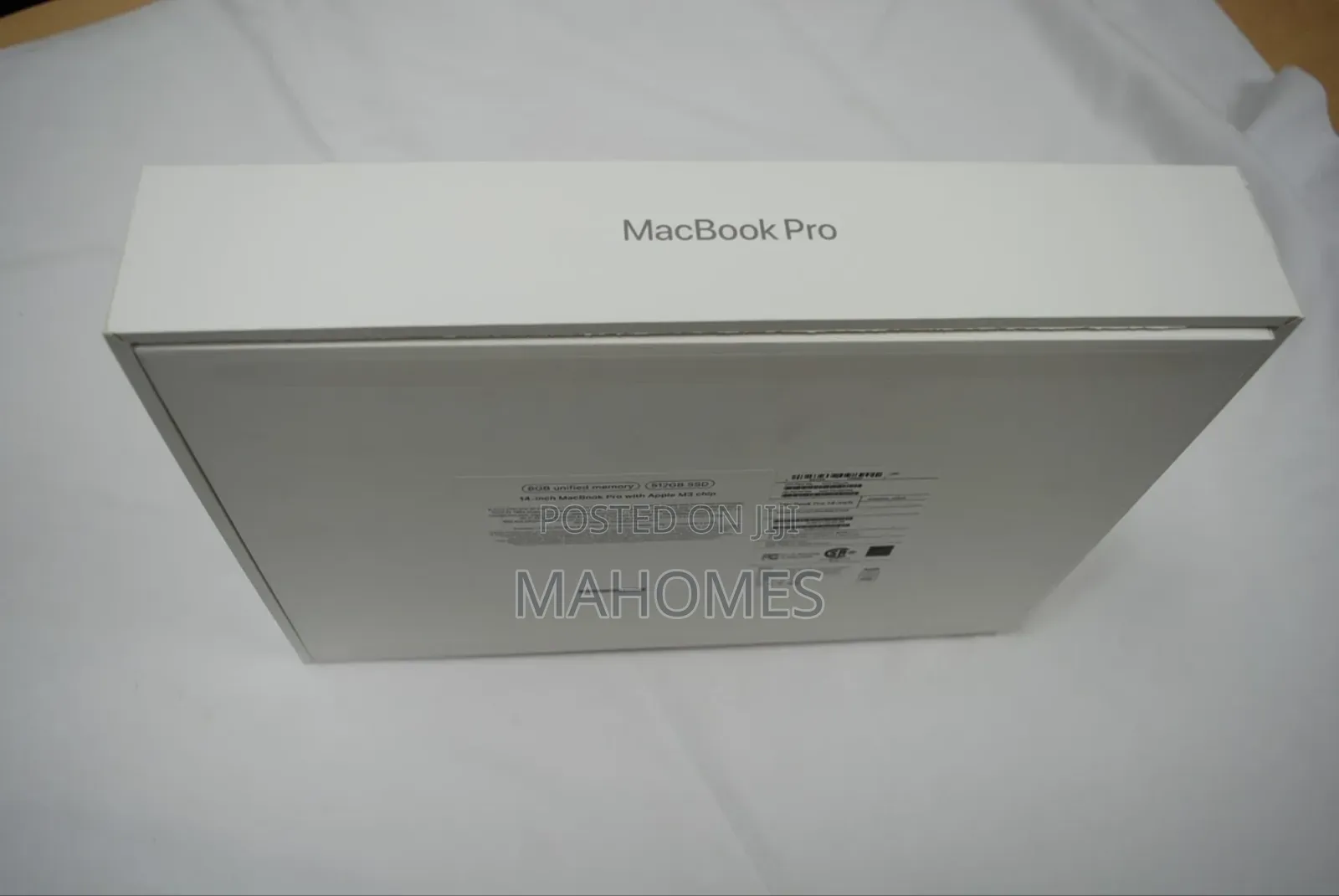 New Apple MacBook Pro 2023 M3 Pro 14-inch 8GB Apple M3 Pro SSD 1T