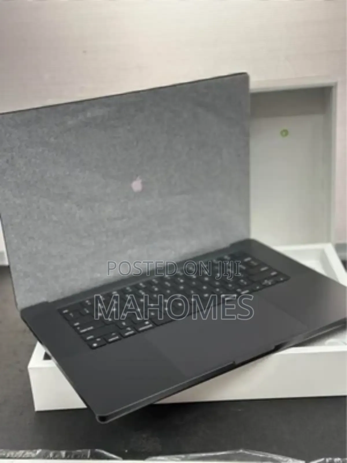 New Apple MacBook Pro 2024 M4 Pro 16-inch 24GB Apple M4 Pro SSD 1T