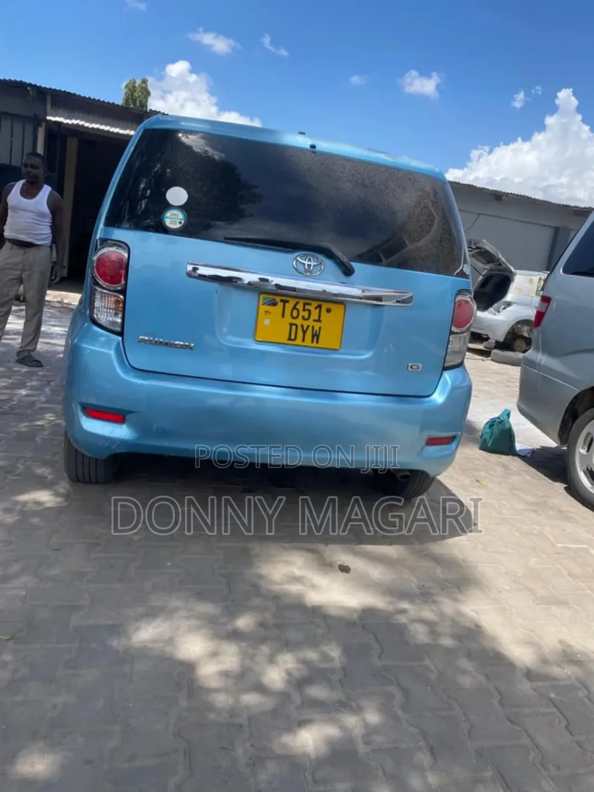 Toyota Corolla Rumion Hatchback 1.5 FWD 2009 Blue