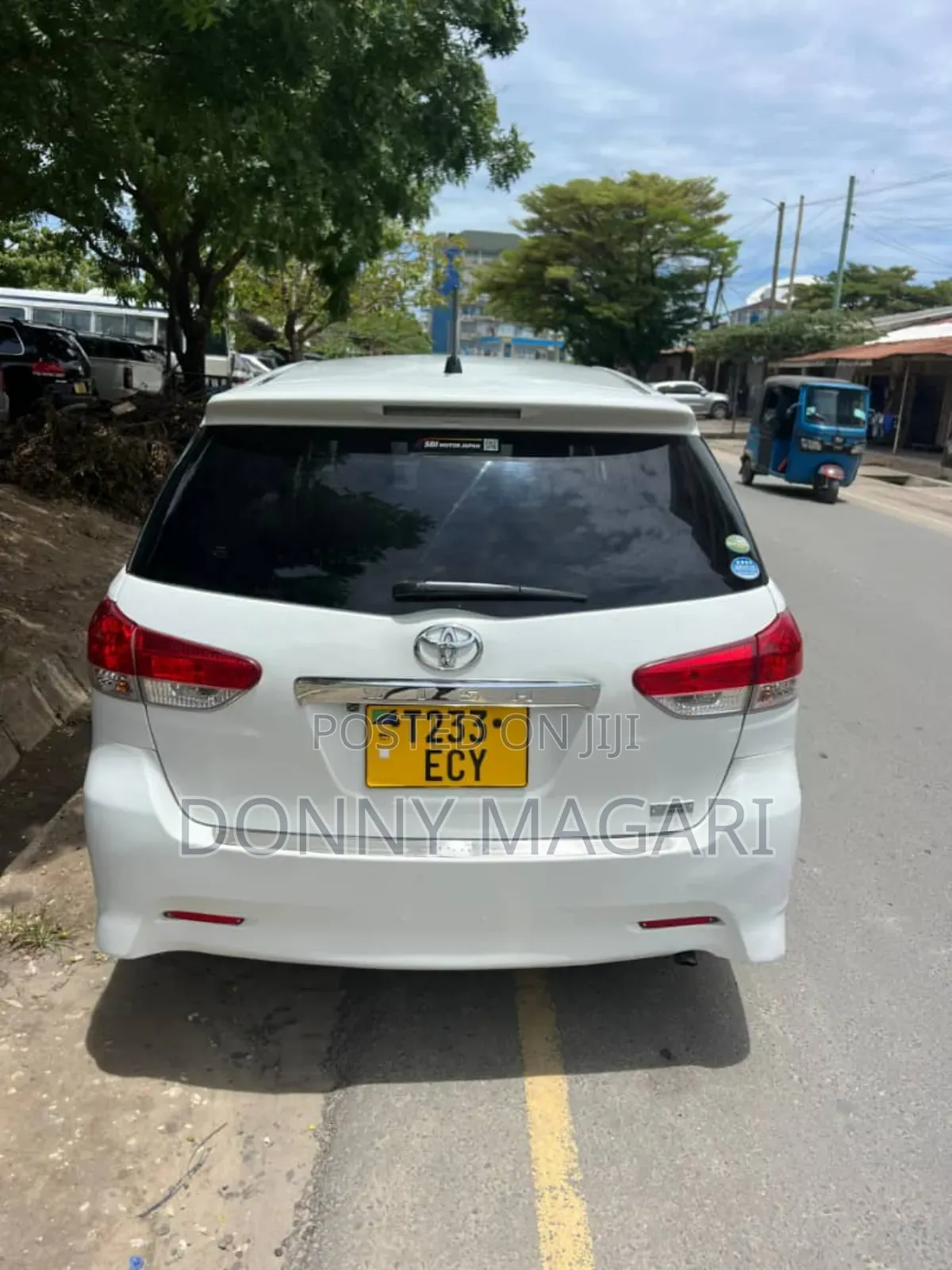 Toyota Wish 2012 White