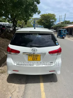 Toyota Wish 2012 White