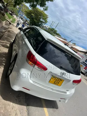 Toyota Wish 2012 White