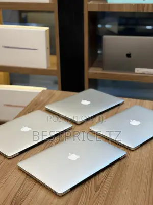 Laptop Apple MacBook Pro 2015 8GB Intel Core i5 SSD 256GB