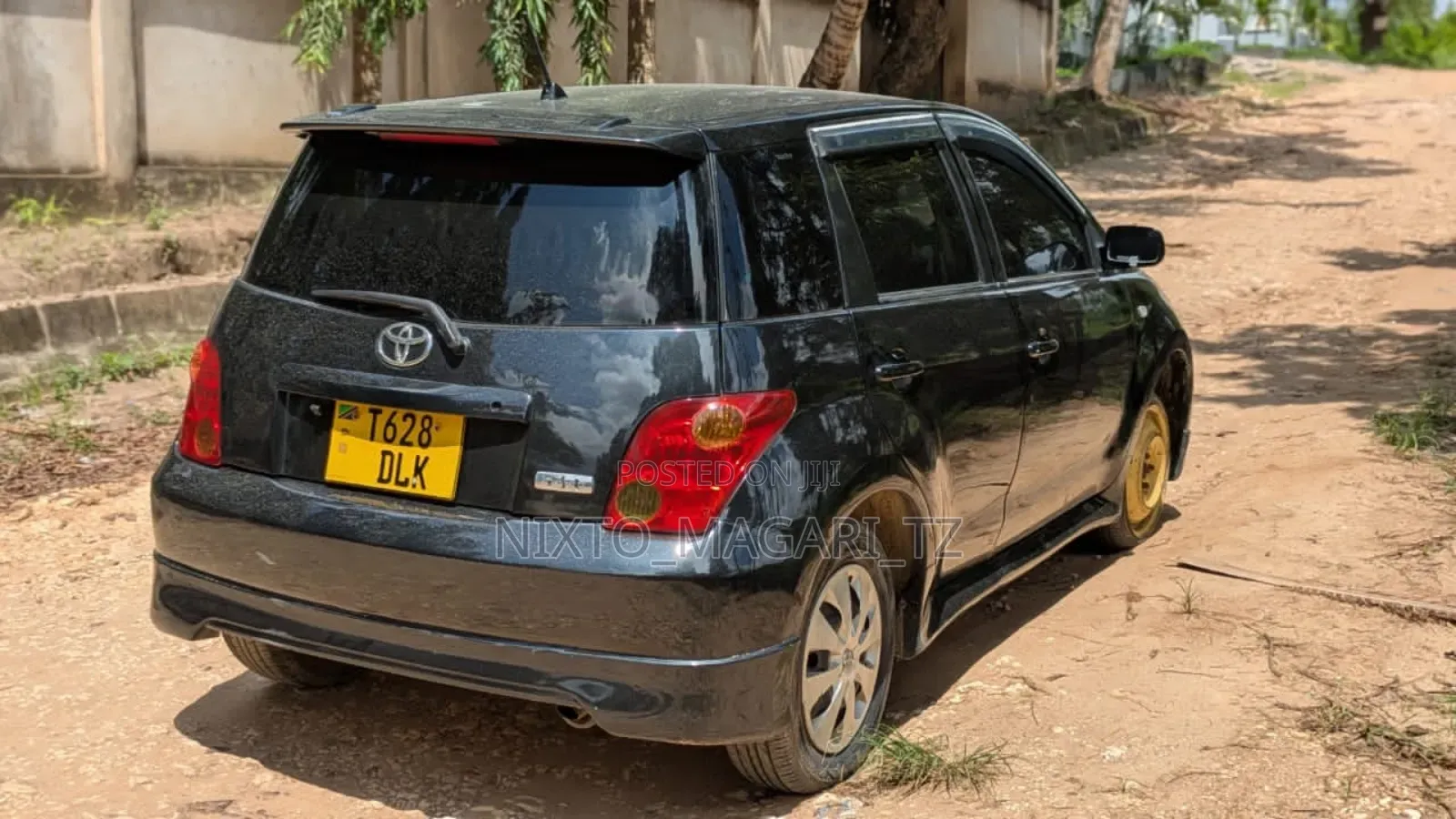 Toyota IST 2004 Black