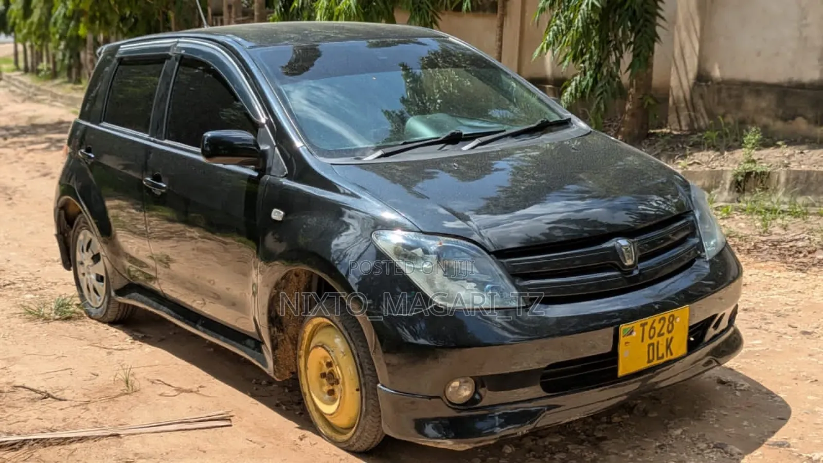 Toyota IST 2004 Black