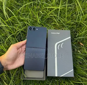 New Samsung Galaxy Z Flip7 256 GB Black