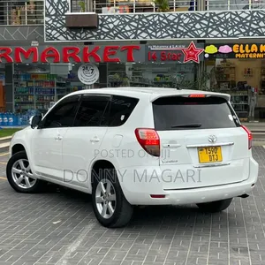 Toyota Vanguard 2009 White