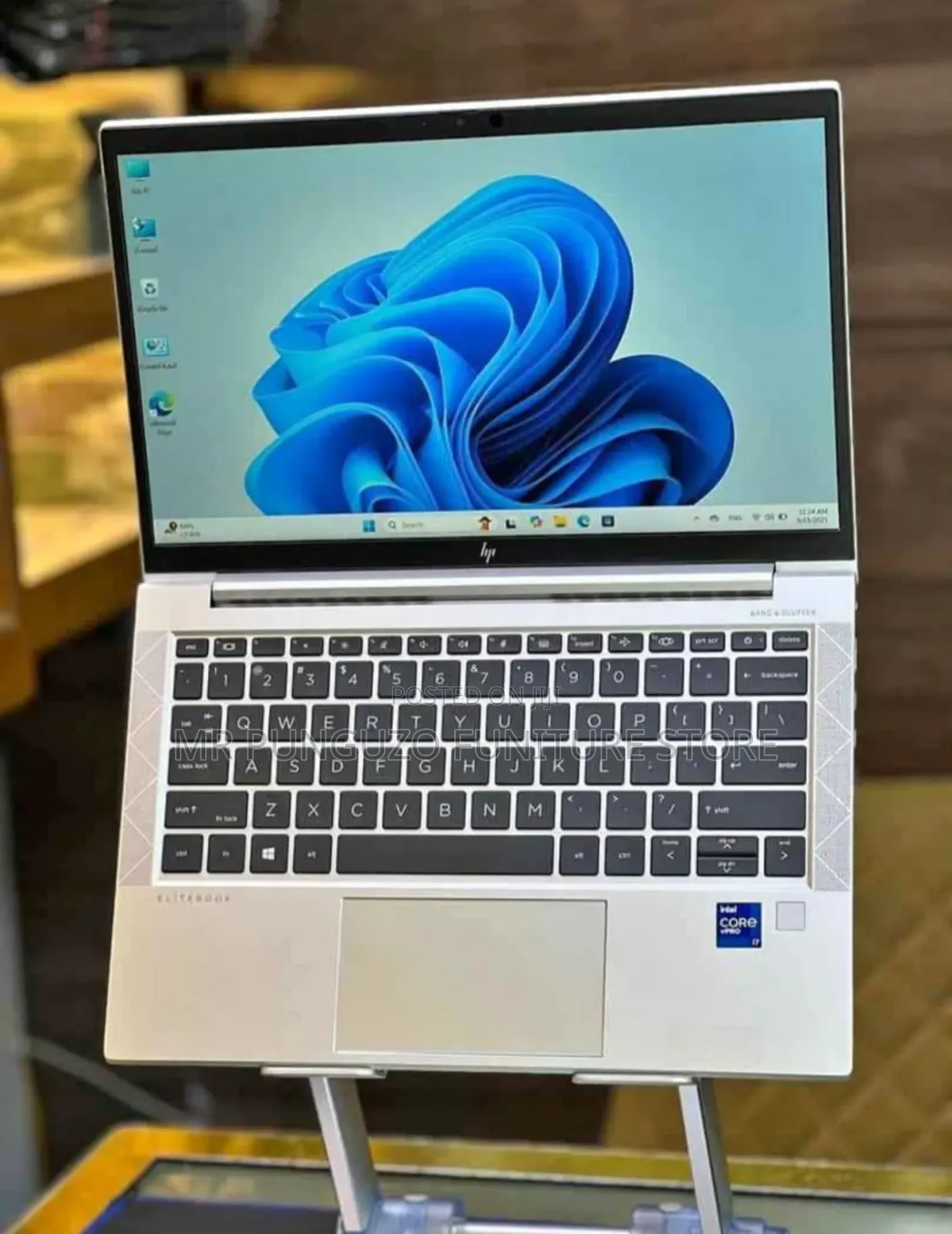 New Laptop HP EliteBook 830 16GB Intel Core i5 SSD 512GB