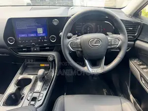 Lexus NX 450h+ F SPORT Handling AWD 2024 Black