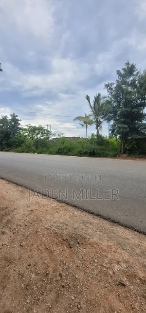 Plot for Sale on Mainroad Zanzibar Fukuchani