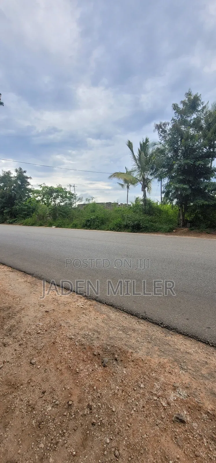 Plot for Sale on Mainroad Zanzibar Fukuchani