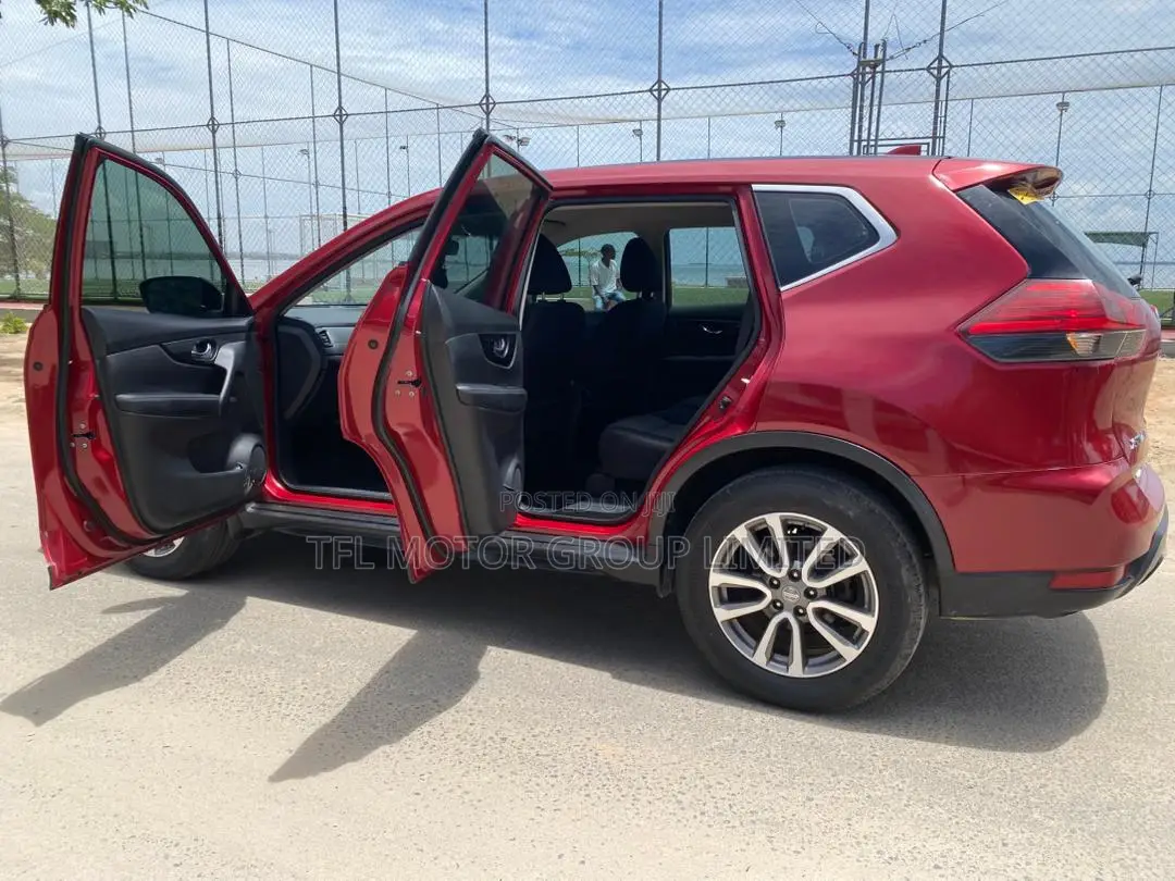 Nissan X-Trail 2020 Red