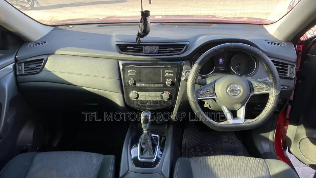 Nissan X-Trail 2020 Red