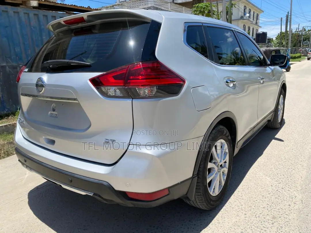 Nissan X-Trail 2018 Silver