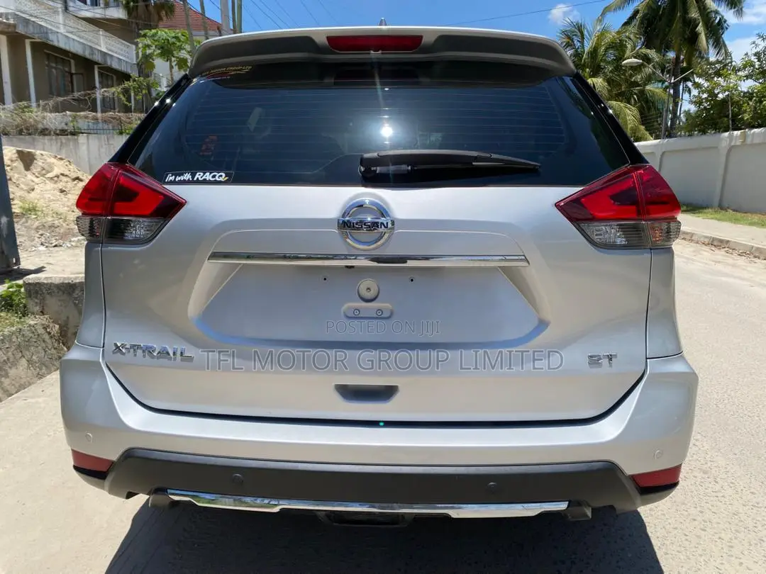 Nissan X-Trail 2018 Silver