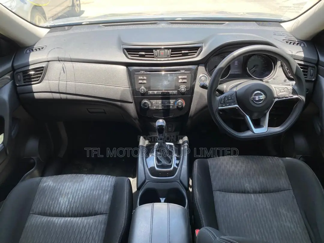 Nissan X-Trail 2018 Silver