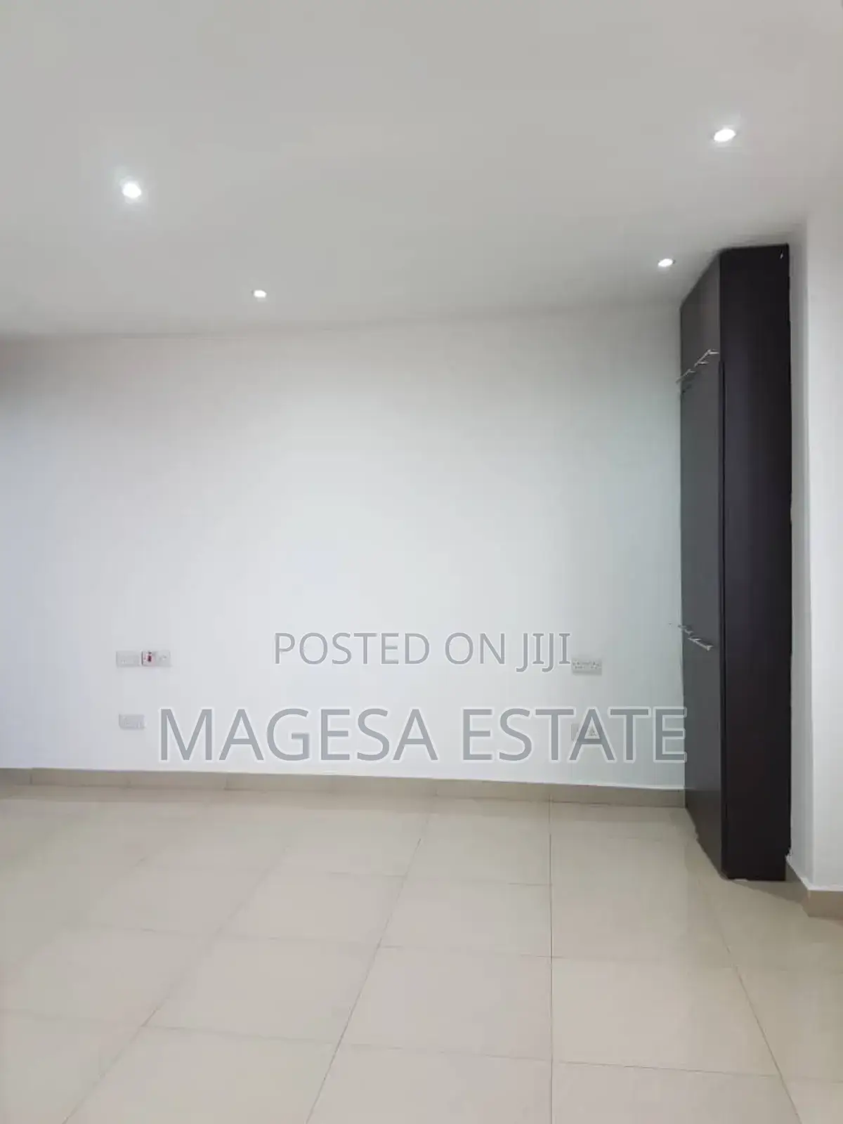 3bdrm Apartment in Upanga East for sale