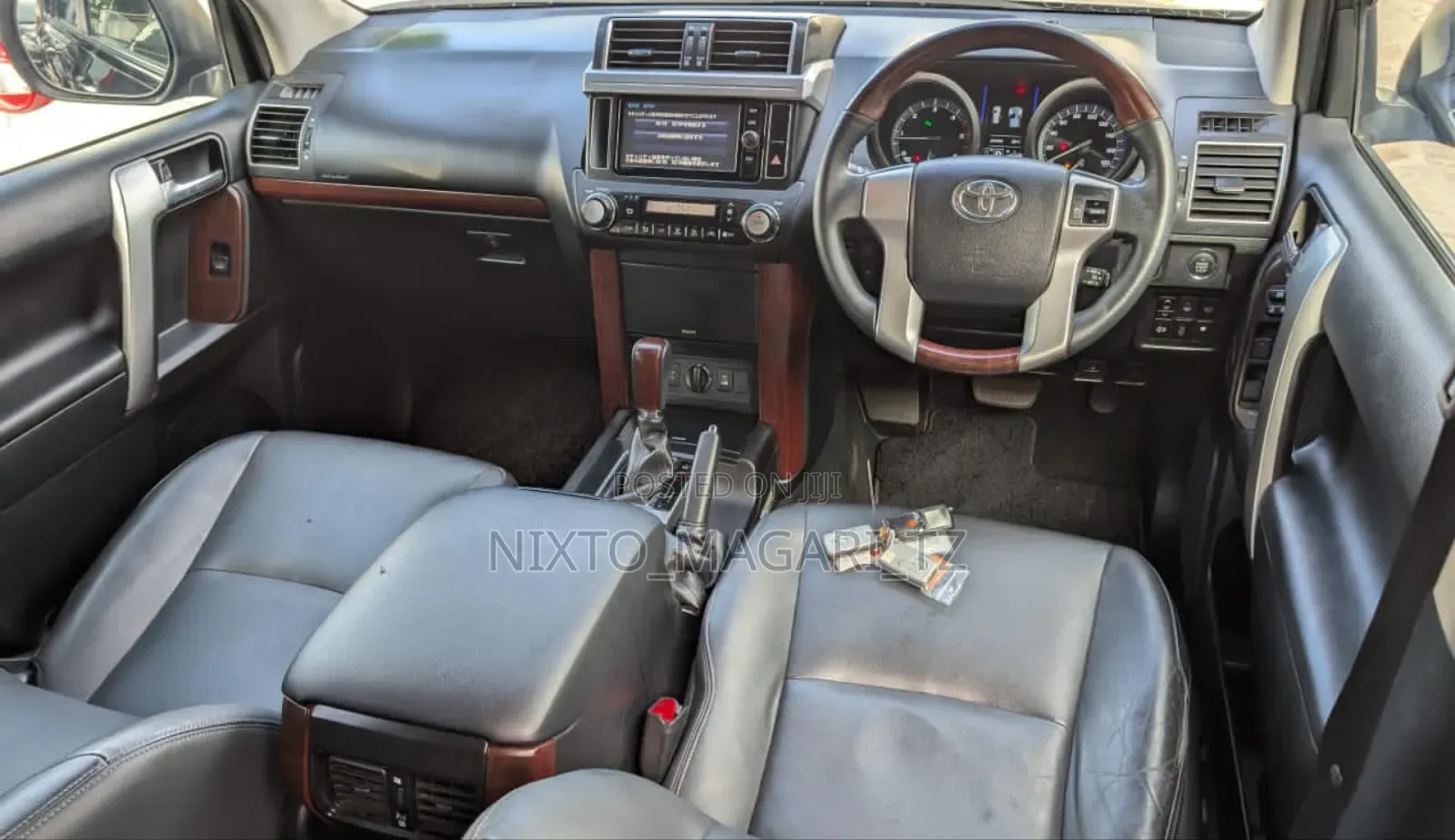 Toyota Land Cruiser Prado 2016 Black
