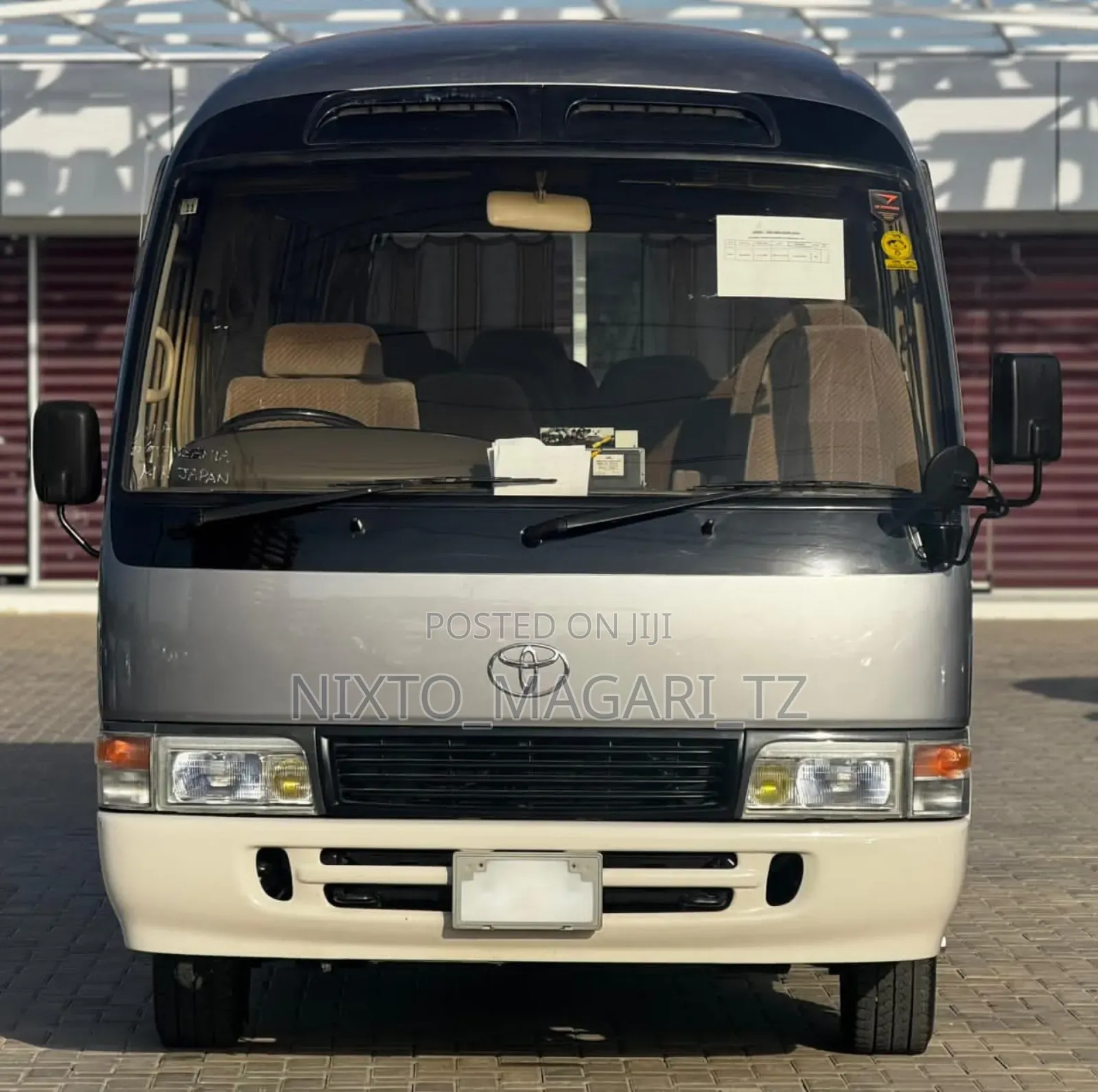 Toyota Coaster 1993 Silver