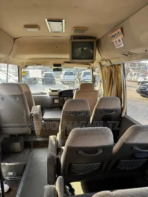 Toyota Coaster 1993 Silver