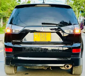 Mitsubishi Outlander 2006 Black