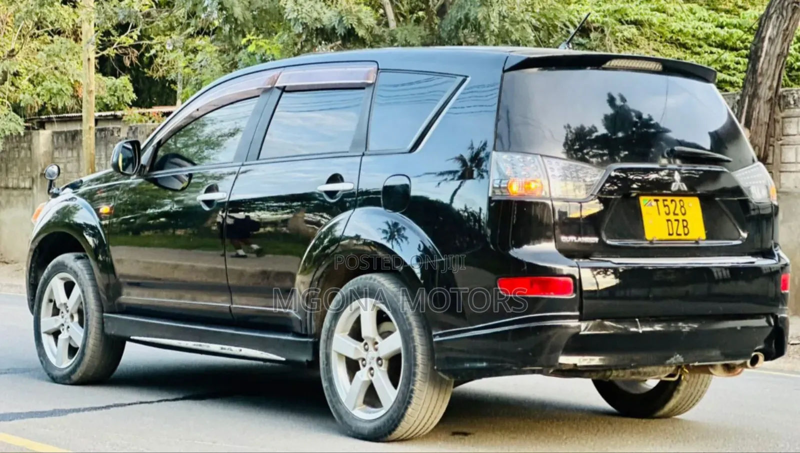 Mitsubishi Outlander 2006 Black
