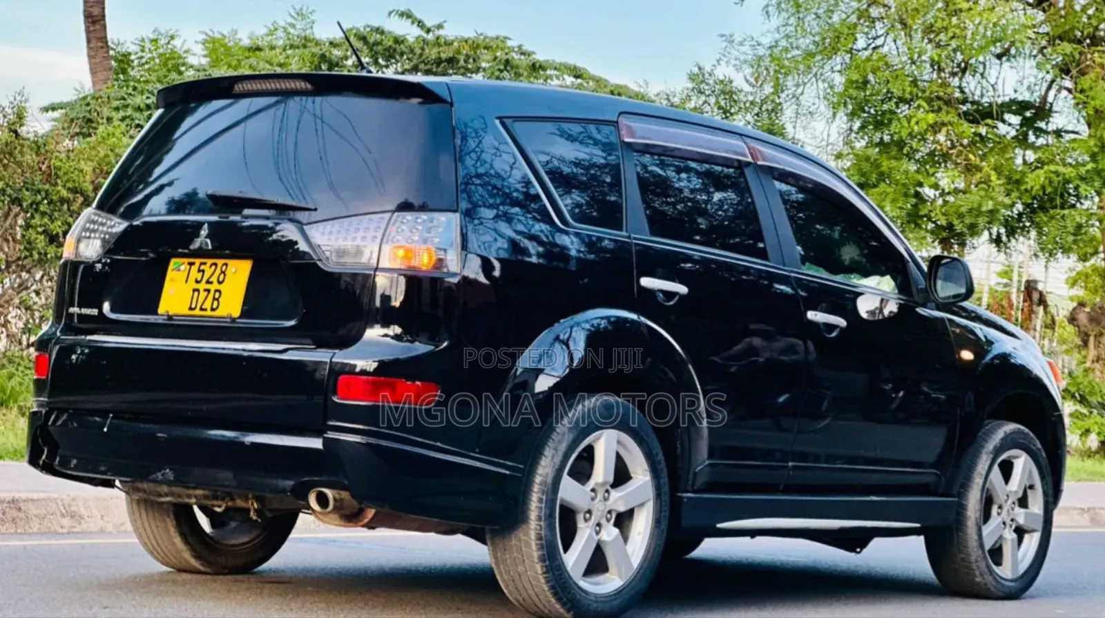 Mitsubishi Outlander 2006 Black