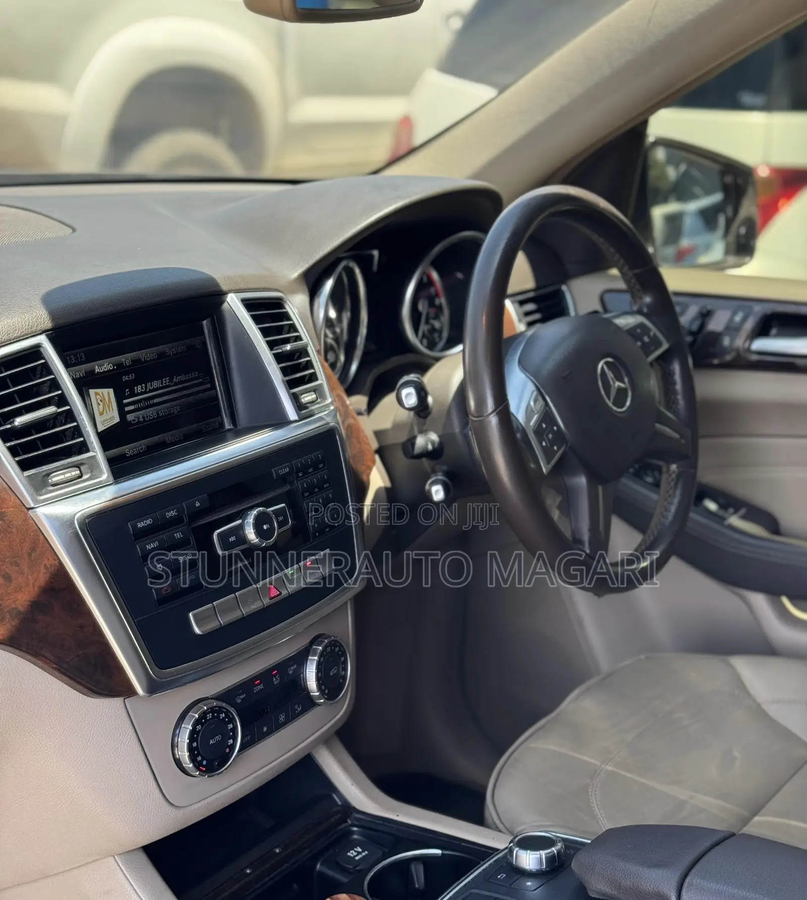 Mercedes-Benz GLE-Class 2015 Brown