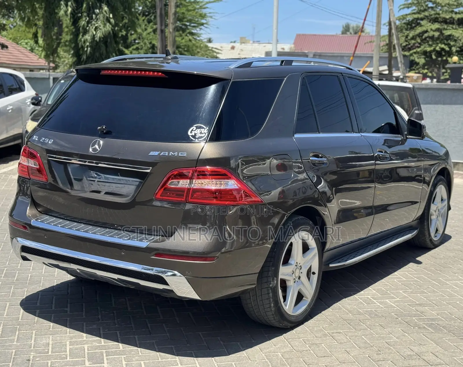 Mercedes-Benz GLE-Class 2015 Brown