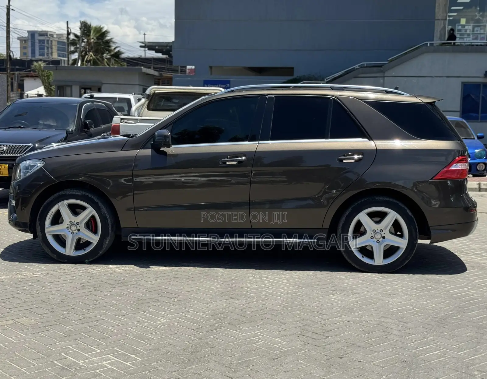 Mercedes-Benz GLE-Class 2015 Brown