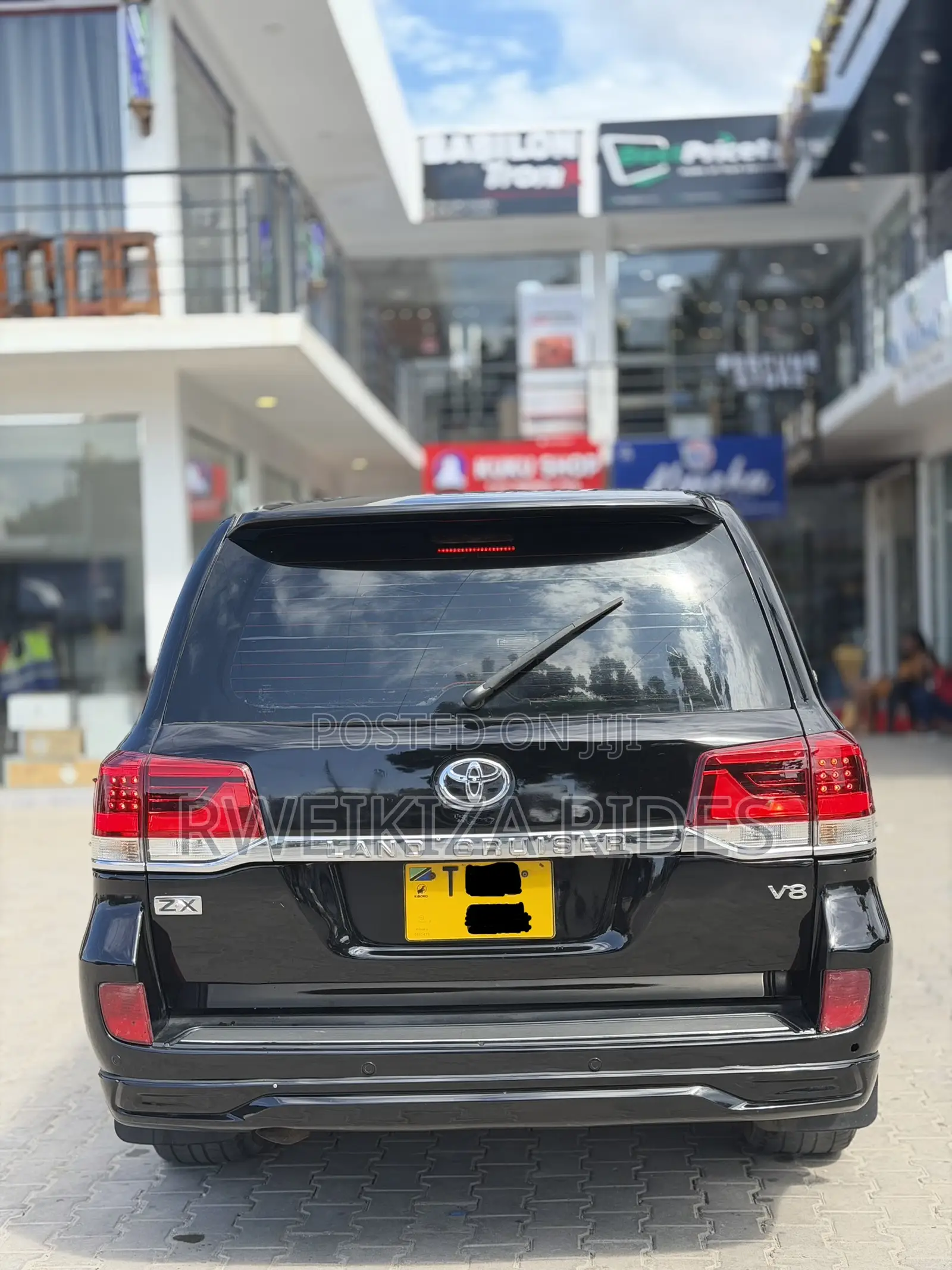 Toyota Land Cruiser 2012 Black