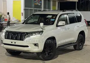 Toyota Land Cruiser Prado 2021 White